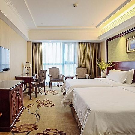 Vienna Hotel Changnan Nanchang County Экстерьер фото